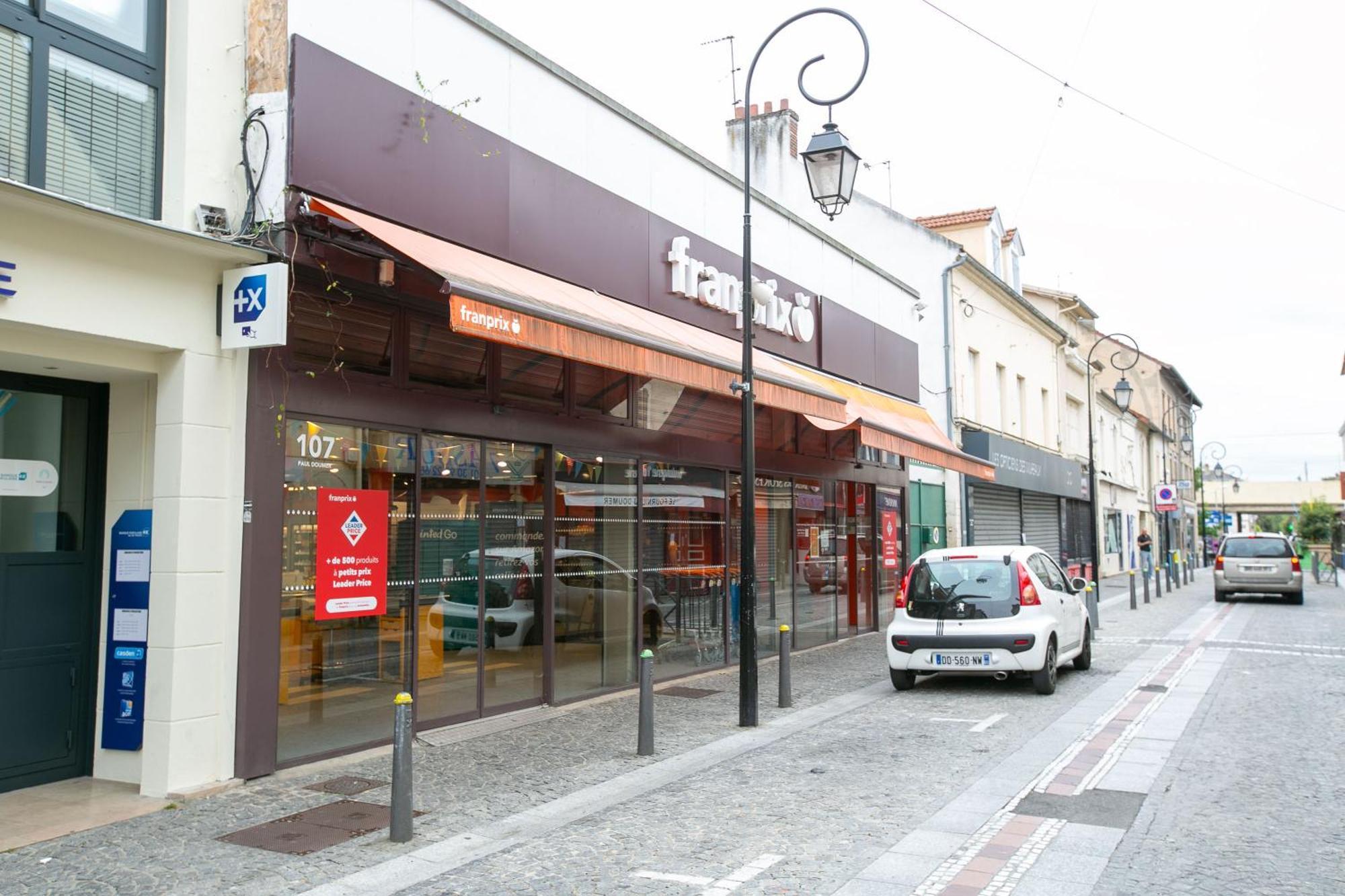 La Teranga - Wifi - Coeur De Ville - Gare Les Mureaux Dış mekan fotoğraf